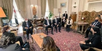 شكري يؤكد للمديرة التنفيذية لهيئة الأمم المتحدة الأهمية التي توليها مصر لتعزيز حقوق المرأة