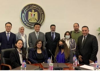 “التعاون الدولي” تلتقي وفد بعثة البنك الكوري للتصدير والاستيراد لبحث المشروعات الجارية ومناقشة أطر التعاون المستقبلية