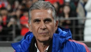 منتخب انجولا يتقدم على منتخب مصر بالشوط الاول 1/2