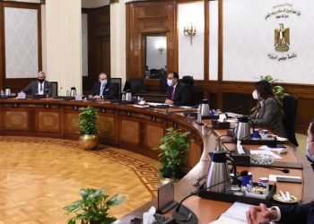 جنرال موتورز: نعتزم التوسع في السوق المصرية ودعم سياسات الحكومة في تطبيق “النقل الأخضر”