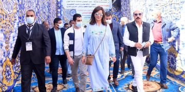 وزيرة الهجرة ومحافظ أسوان يفتتحان غرفة مرضى القدم السكري وقسم المسالك البولية وقسم جراحة المخ والأعصاب بمستشفى أسوان الجامعة