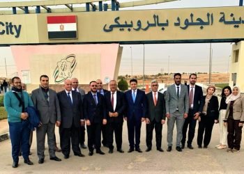 مدينة الجلود بالروبيكى تستقبل وفداً ليبياً برئاسة وزير الصناعة والمعادن لتعزيز التعاون المشترك فى مجال صناعة ودباغة الجلود