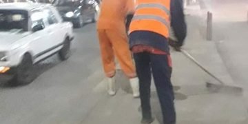 رفع وإزالة أكثر من 100 حالة إشغال طريق والتحفظ على عدد من الشيش في حملة مكبرة نفذتها الوحدة المحلية لمركز ومدينة بني سويف بالتعاون مع شرطة المرافق