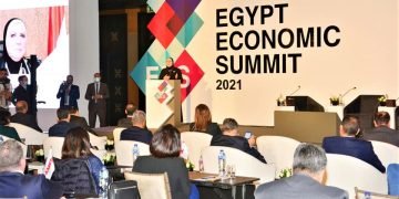 نيفين جامع: الوزارة تنفذ استراتيجية شاملة لتعميق التصنيع المحلي وزيادة معدلات التصدير بالتعاون مع اجهزة الدولة