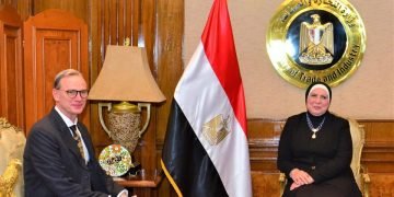 نيفين جامع : حريصون على تطوير منظومة المعارض لوضع مصر على خريطة المعارض العالمية وجعلها مركزاً إقليمياً وعالمياً للمعارض لدولية