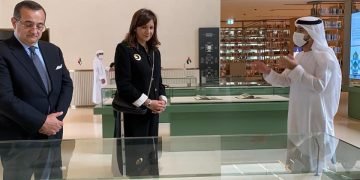 وزيرة الهجرة تزور بيت الحكمة بالشارقة لتبادل المعارف في إطار تنفيذ مبادرة “اتكلم عربي”