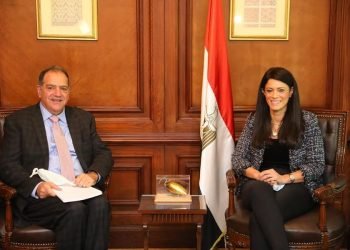 وزيرة التعاون الدولي تبحث مع المدير الإقليمي لمؤسسة التمويل الدولية  سبل تعزيز التعاون مع المؤسسة لتشجيع القطاع الخاص وجذب الاستثمارات