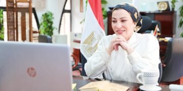 د.ياسمين فؤاد تعلن دعمها الكامل لكافة الأنشطة والمشروعات الطلابية الداعمة لحماية البيئة من أجل حياة أفضل