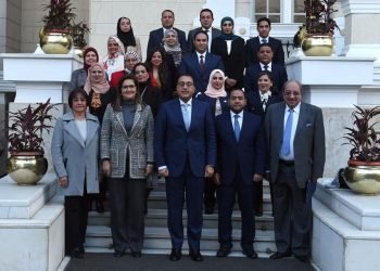 مدبولي يؤكد ضرورة الاستفادة من الخريجين وتمكينهم .. ويشدد: عليكم أن تؤمنوا أنكم ستحصلون على فرص جيدة