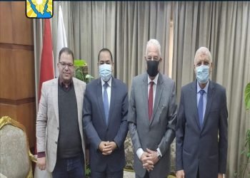 فودة يلتقي رئيس الجهاز المركزي للتنظيم والإدارة لعرض مطالب المحافظة