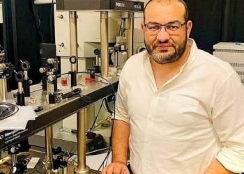 زويل الفيوم …احتفاء عالمي بعالم مصري