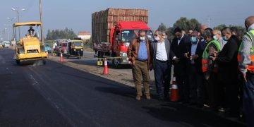 وزير النقل في جولة تفقدية  لمتابعة معدلات تنفيذ عدد من مشروعات الطرق والكباري بمحافظات الدقهلية ودمياط وبورسعيد