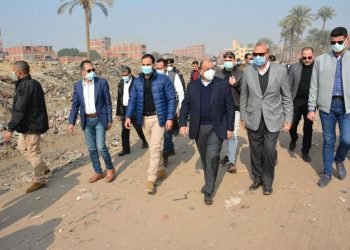 وزير التنمية المحلية يحيل رئيس المدينة للتحقيق بسبب تدني مستوي النظافة
