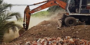 ” سوهاج ” : إزالة 12 حالة تعدي على أملاك الري والمجاري المائية بمركز البلينا