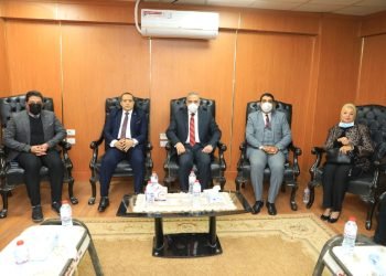 محافظ سوهاج يشهد مؤتمر ” الطريق نحو المهنية السياحية “