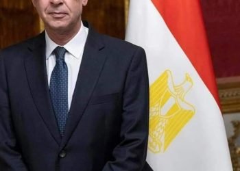 وفاة السفير .. علاء رشدي