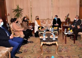 محافظ الغربية ورئيس الجامعة يبحثان مع الوكالة الدولية للتنمية بمصر جهود الدولة لدعم مراكز التدريب المهني