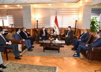 وزير الرياضة يشهد توقيع بروتوكول استضافة مصر لثلاث بطولات دولية في رياضة الغطس والغطس العالي والسباحة التوقيعية