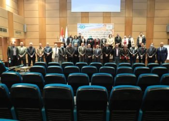 وزيرة البيئة : النفايات البحرية مصدر تهديد رئيسي علي النظم الإيكولوجية للبيئة البحرية