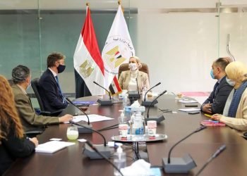 وزيرة البيئة: إطلاق حوار وطني للمناخ لرفع الوعى بقضية تغير المناخ وخلق مشاركة مجتمعية فعالة