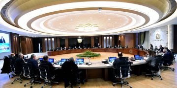 رئيس الوزراء يوجه الوزراء بضرورة التواجد بشكل تدريجي في مقار الوزارات بالعاصمة الإدارية