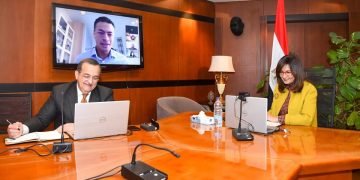 مركز “الهجرة” للحوار لشباب مصر الدارسين بالخارج ينظم حلقة نقاشية مع مجموعة من الشباب المصريين في هولندا