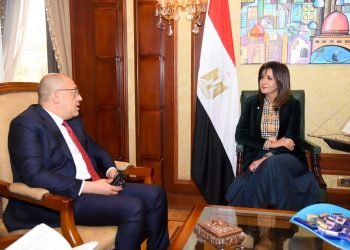 وزيرة الهجرة تبحث تبادل الخبرات في ملف الهجرة والمهاجرين مع سفير الفلبين بالقاهرة