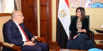 وزيرة الهجرة تبحث تبادل الخبرات في ملف الهجرة والمهاجرين مع سفير الفلبين بالقاهرة