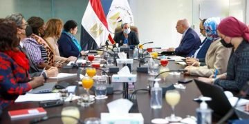 وزيرة البيئة تناقش مع البعثة الأولى لسكرتارية الاتفاقية الإطارية للأمم المتحدة UNFCCC خارطة الطريق لمؤتمر شرم الشيخ للمناخ COP27