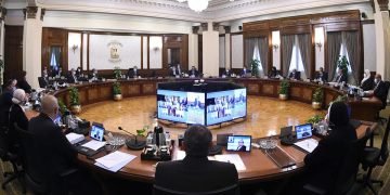 مدبولي يوجه الوزراء المعنيين بسرعة تنفيذ المشروعات المحددة في اسرع وقت “واهم قرارات اليوم”