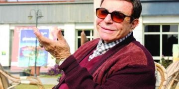 الرئيس السيسي يصدر قرارا بعلاج الفنان سمير صبري على نفقة الدولة