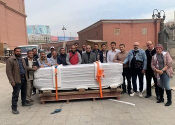 المتحف المصري الكبير يستقبل ١٣ قطعة أثرية ضخمة من المتحف المصري بالتحرير.
