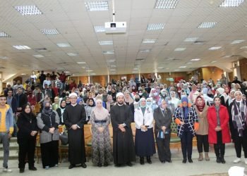 ندوة كلية التمريض جامعة المنصورة  (لم الشمل) بالتعاون مع المجلس القومى للمرأة و لجنة الفتوى فى الازهر