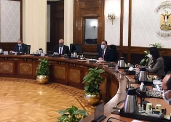 رئيس الوزراء يٌكلف بإعداد خطة طرح وحدات سكنية متنوعة للمصريين بالخارج وزيادة الوحدات المطروحة للحجز حالياً لمتوسطي الدخل