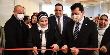 التخطيط والشباب والرياضة يقدمان 30 هدية للمرأة المعيلة فى الجمهورية الجديدة”