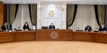 مدبولي: الأزمة الروسية- الأوكرانية ألقت بظلالها على العالم بأسره وخلفت تداعيات سلبية كبيرة ونحن في مصر لسنا بمعزل عن العالم