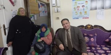 القباج  توجه فريق التدخل السريع المركزي بوزارة التضامن الاجتماعي بسرعة إنقاذ ٤ مواطنين بلا مأوى بينهم سيدة وطفلة