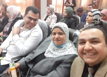 “تحديات الصحة النفسية في مواجهة جائحة كورونا” بكلية التمريض جامعة_حلوان