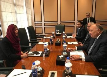 سامح شكري، الرئيس المُعين للدورة ٢٧ لمؤتمر أطراف اتفاقية الأمم المتحدة الإطارية لتغير المُناخ، يلتقي وزيرة الدولة الباكستانية لتغير المُناخ