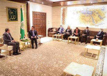 عبدالغفار يرحب باستضافة الفرق الطبية الأردنية للاستفادة بالخبرات المصرية في التخصصات الطبية الدقيقة