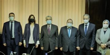 وزير الكهرباء يستقبل وزيرة الطاقة والتجارة بقبرص لبحث سبل دعم وتعزيز التعاون بين قطاعى الكهرباء والطاقة بالبلدين