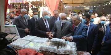 وزير الزراعة ومحافظ الجيزة يفتتحان معرض للسلع والمنتجات الغذائية ومهرجان التمور بحديقة الاورمان