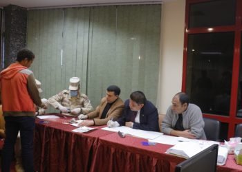 الكشف على الطلاب ذوي الاحتياجات بجامعة المنصورة