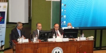 الدورة الدولية التدريبية الأولى لزراعة الكلى للدول الأفريقية بمركز جراحة الكلى والمسالك البولية جامعة المنصورة