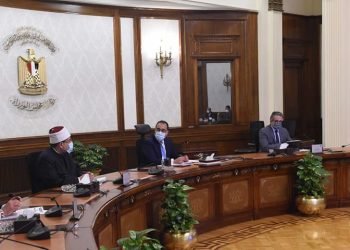 مدبولي: نحرص على تحقيق الضوابط بموسم الحج هذا العام لضمان الحفاظ على صحة وسلامة الحجاج