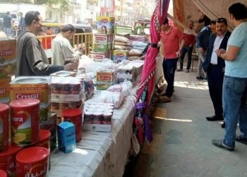 مواجهة التعديات والتفتيش على الأسواق بمدينة الواسطى