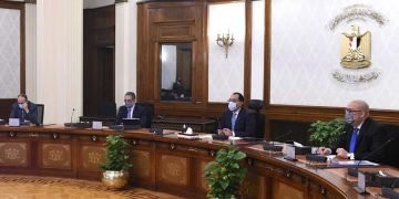 مدبولي: الحكومة حريصة على تقديم كل سبل الدعم الممكن للمستثمرين