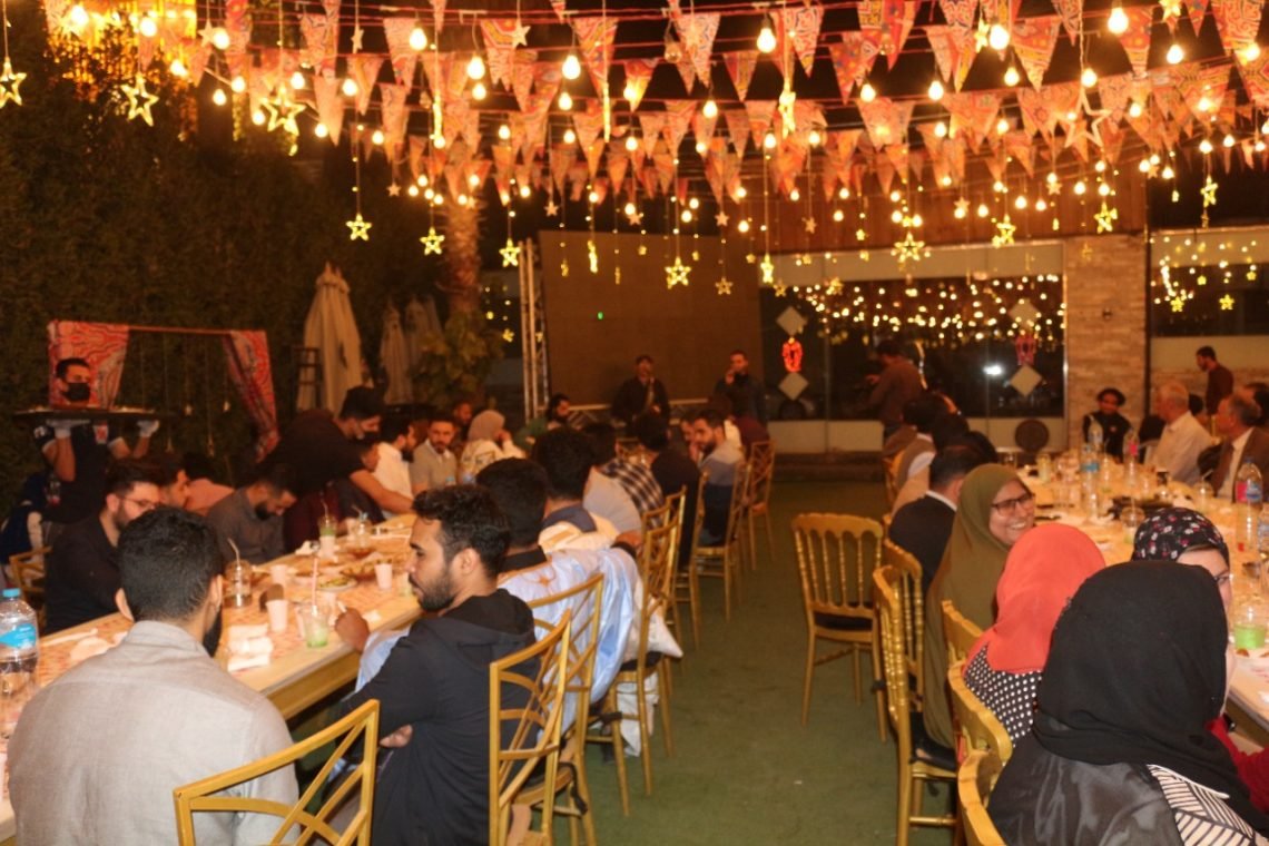 جامعة المنصورة تنظم افطار جماعي لممثلي 45 جنسية من الدارسين بها