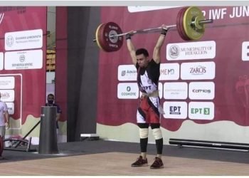 وزير الشباب يهنئ ابن بنى سويف بعد فوزه بالمركز الرابع فى رفع الأثقال باليونان