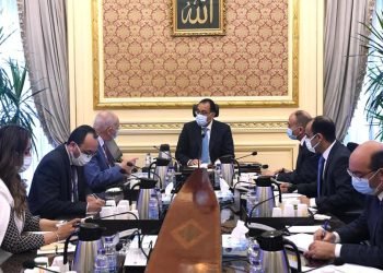 رئيس الوزراء يتابع الموقف التنفيذي للمشروعات الاستثمارية بالمنطقة الاقتصادية لقناة السويس